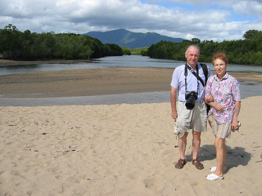 156 Machans Beach.jpg